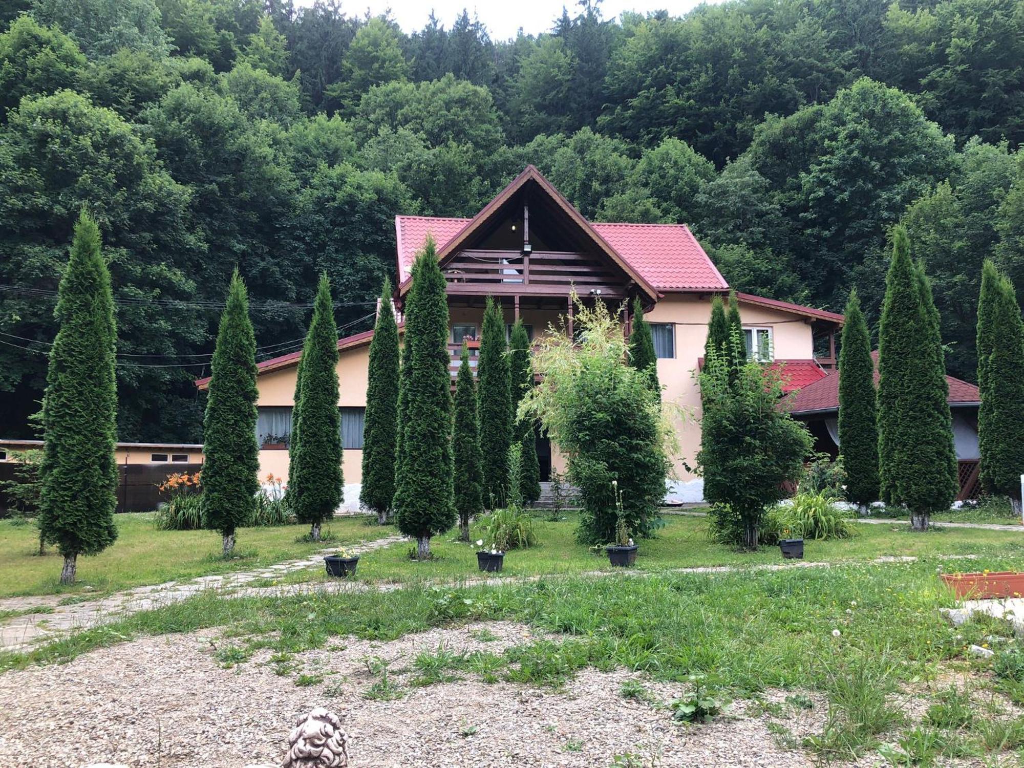 فندق Pensiunea La Padure Cheia, Prahova Măneciu المظهر الخارجي الصورة